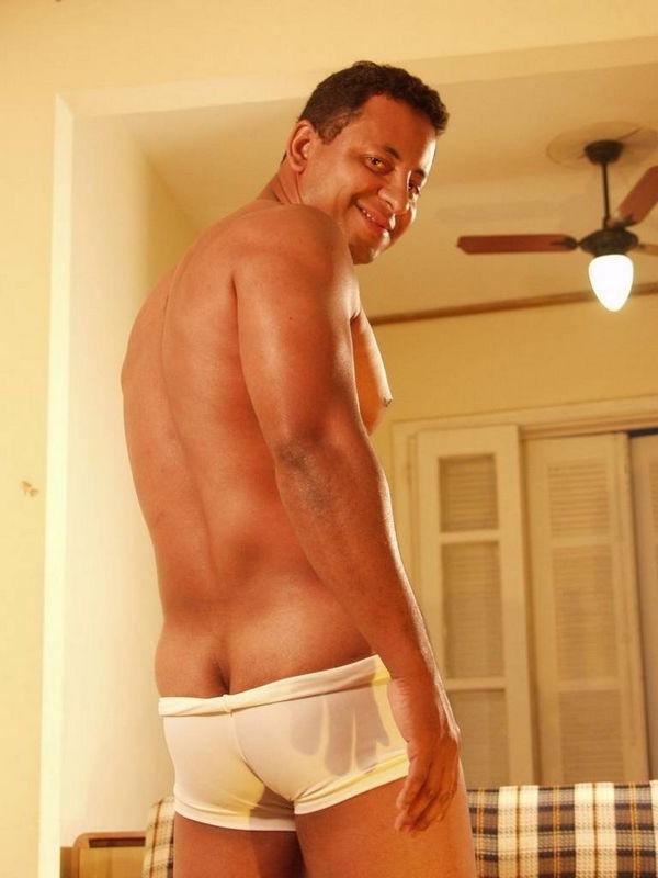 15P Gay black guy shows off his stiff dick