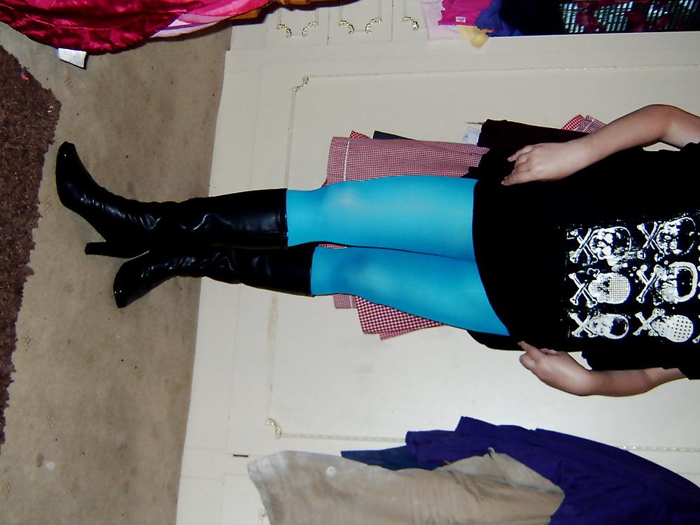 6P Tights play