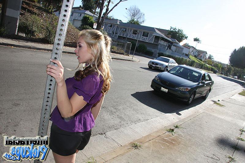 15P Sarah Vandella gets invited by a hung black to his flat