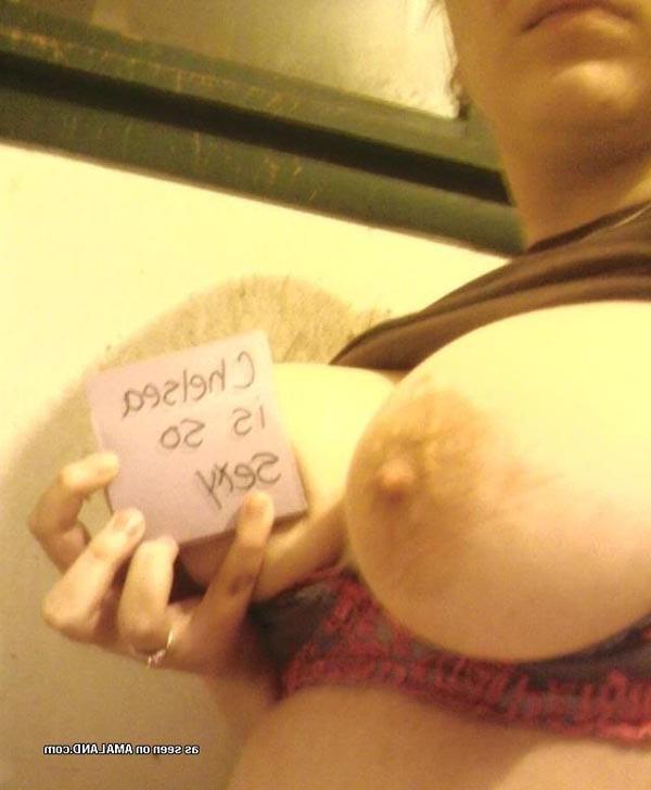 16P Busty brunette naughty self-pics for her BF