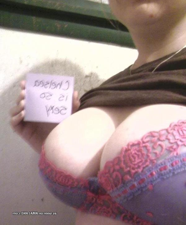 16P Busty brunette naughty self-pics for her BF