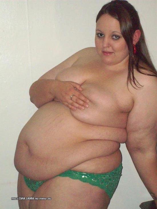 16P Horny BBW showing off her lard
