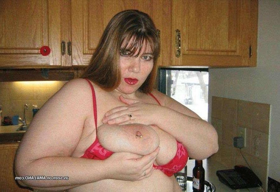 15P BBW chick aspiring to be a hooter girl