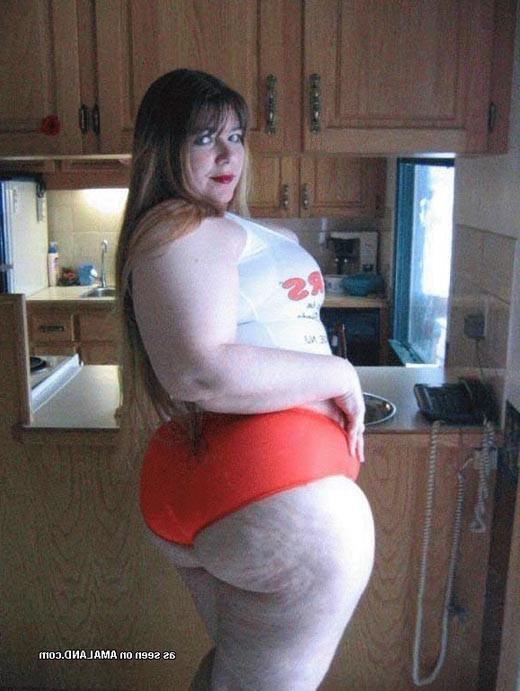 15P BBW chick aspiring to be a hooter girl