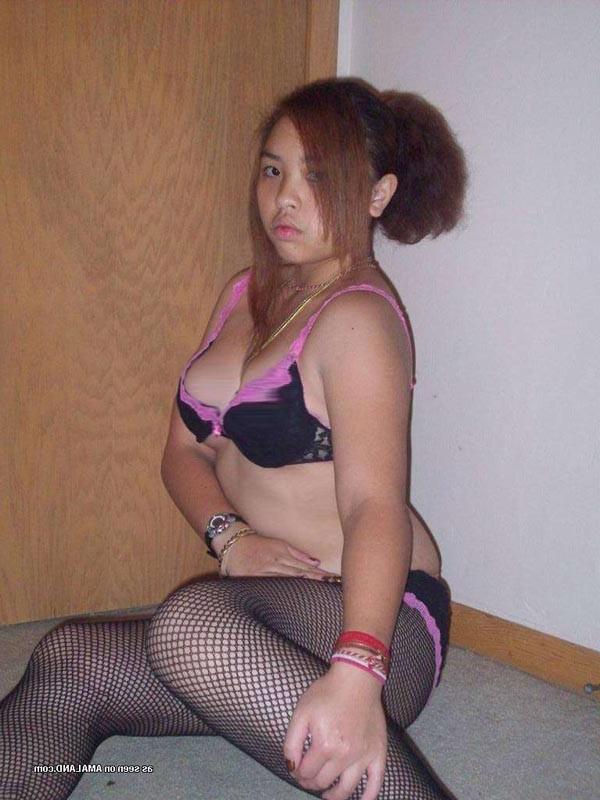 15P BBW Asian topless and self-shooting