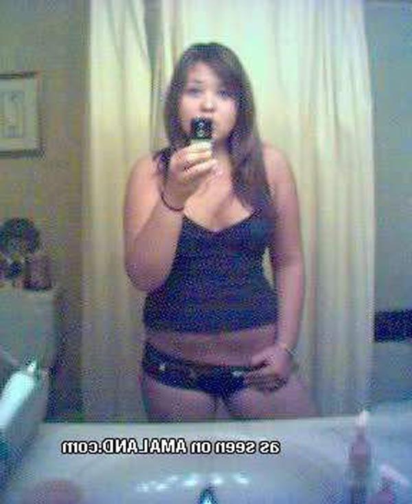 16P Playful asian shows off her tits and pussy