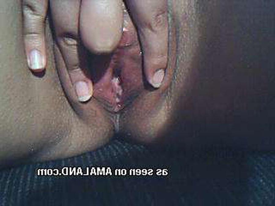 16P Playful asian shows off her tits and pussy