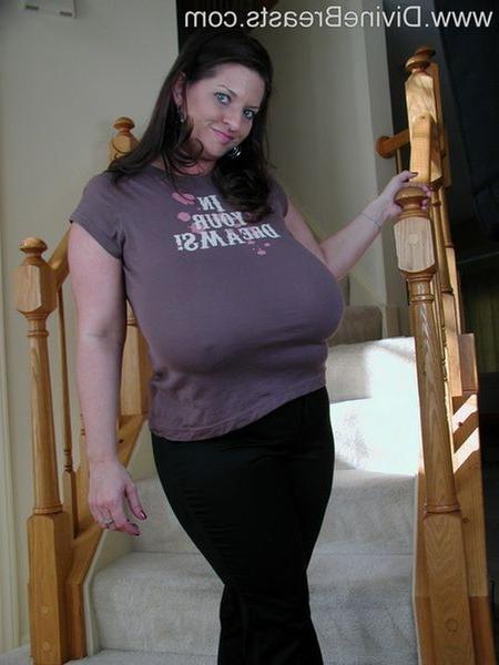 15P Porn Star Maria Moore Topless