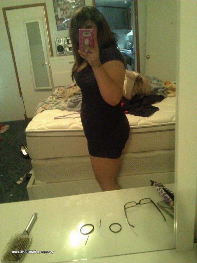 10P Two kinky BBWs camwhoring for their boyfriends