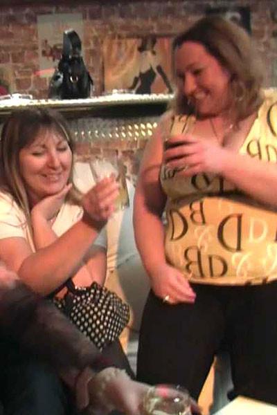 11P Fat girls strip nude and play dirty at the party where their bodies are worshipp