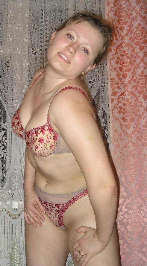 15P Real chubby amateur girlfriends showing off