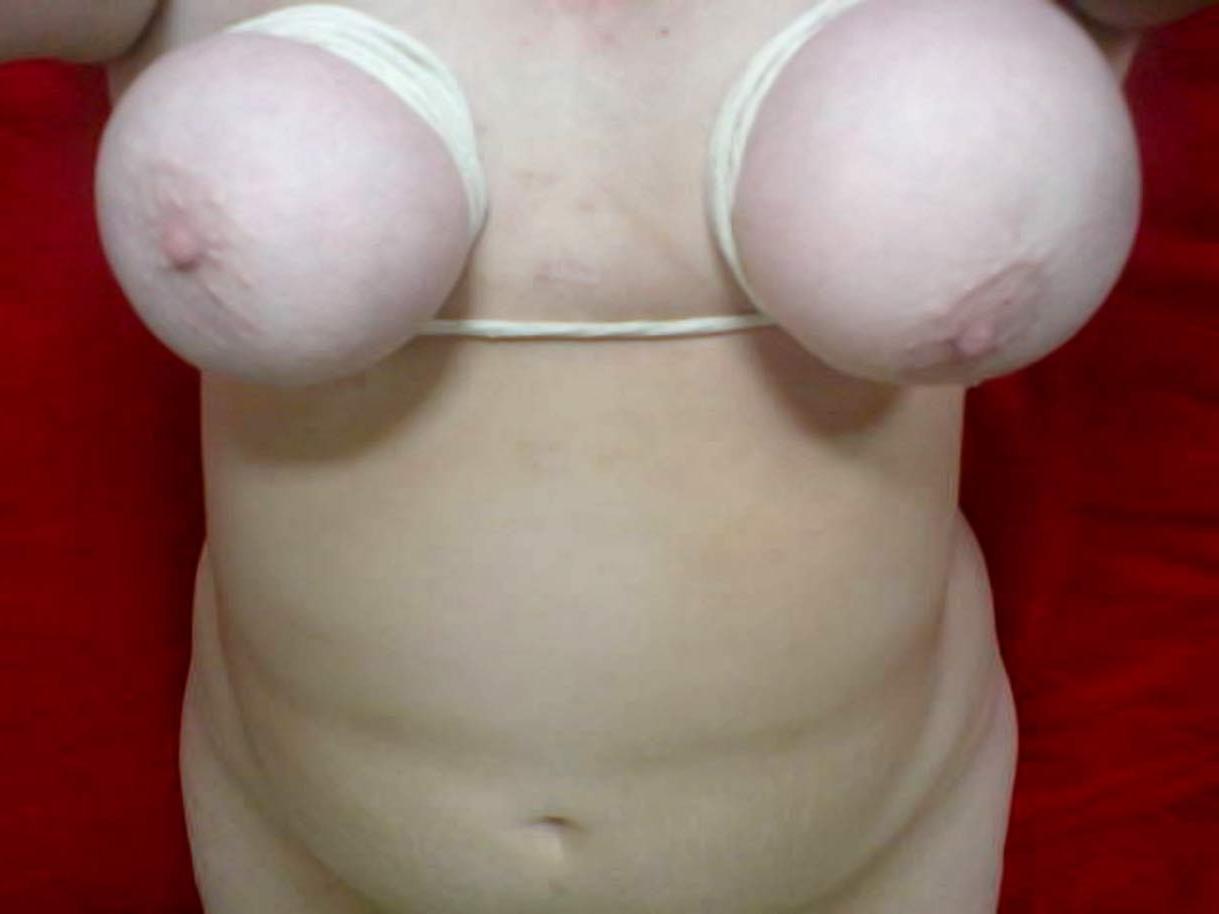 15P Mature women in perverted bondage action