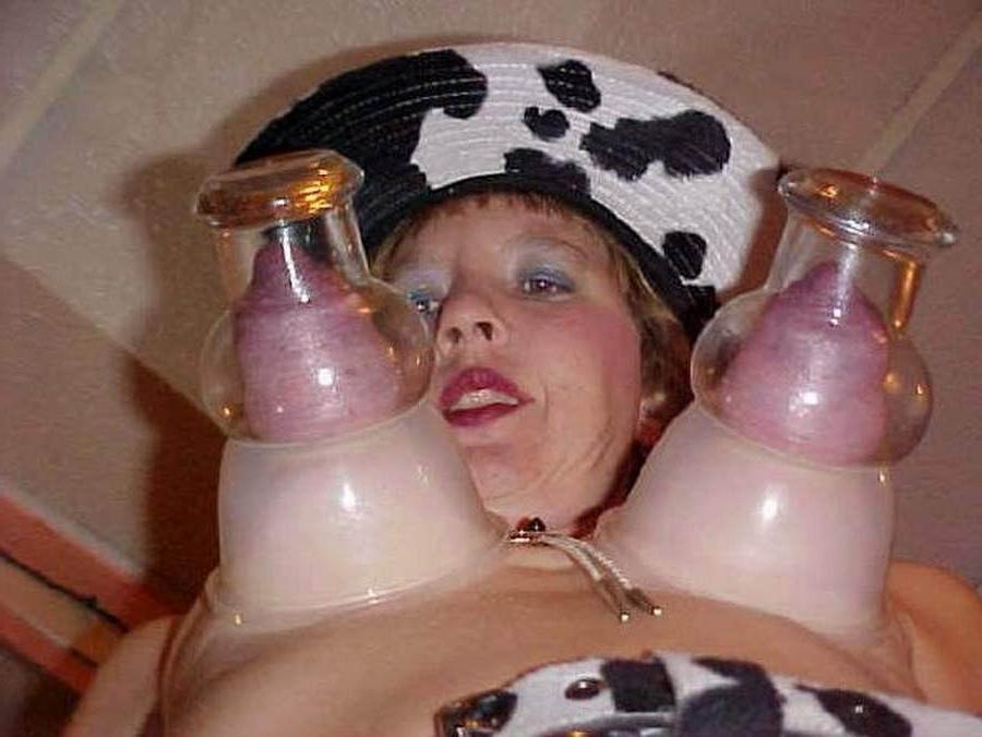 17P Extreme pumping pussies bodies and tits