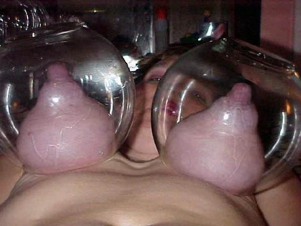 17P Extreme pumping pussies bodies and tits