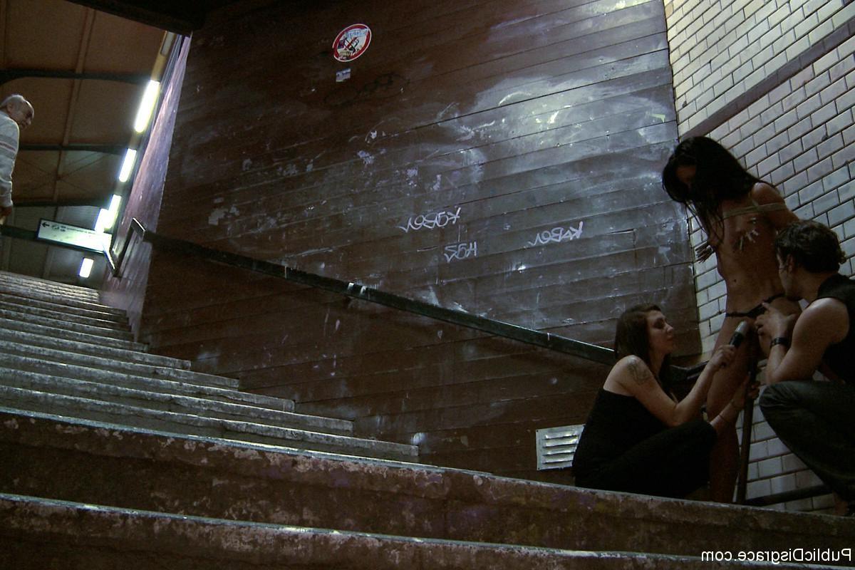 16P Amateur girl gets tied and fucked outdoor in public places