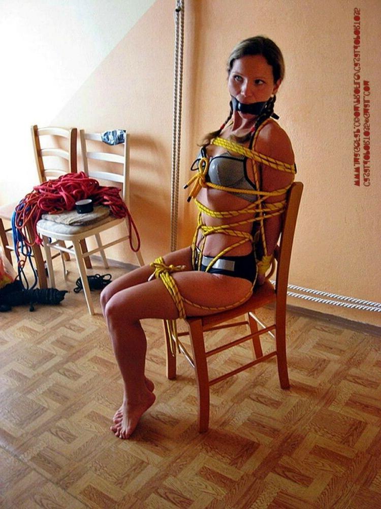 15P Kinky bdsm gfs tied up and fucked