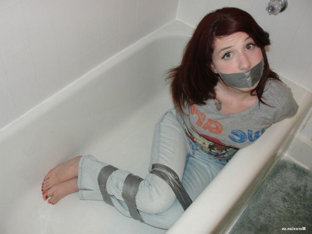 15P Kinky bdsm gfs tied up and fucked gallery 9