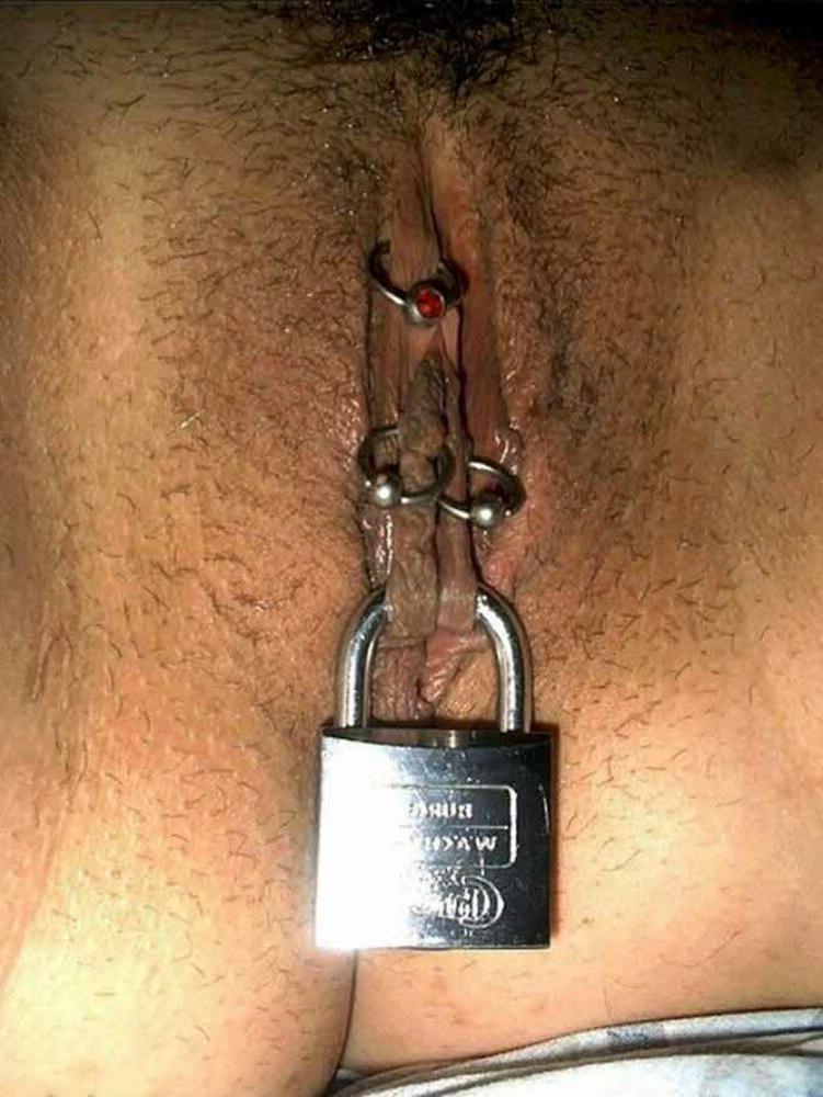 15P Kinky girlfriends tied up and fucked gallery 12