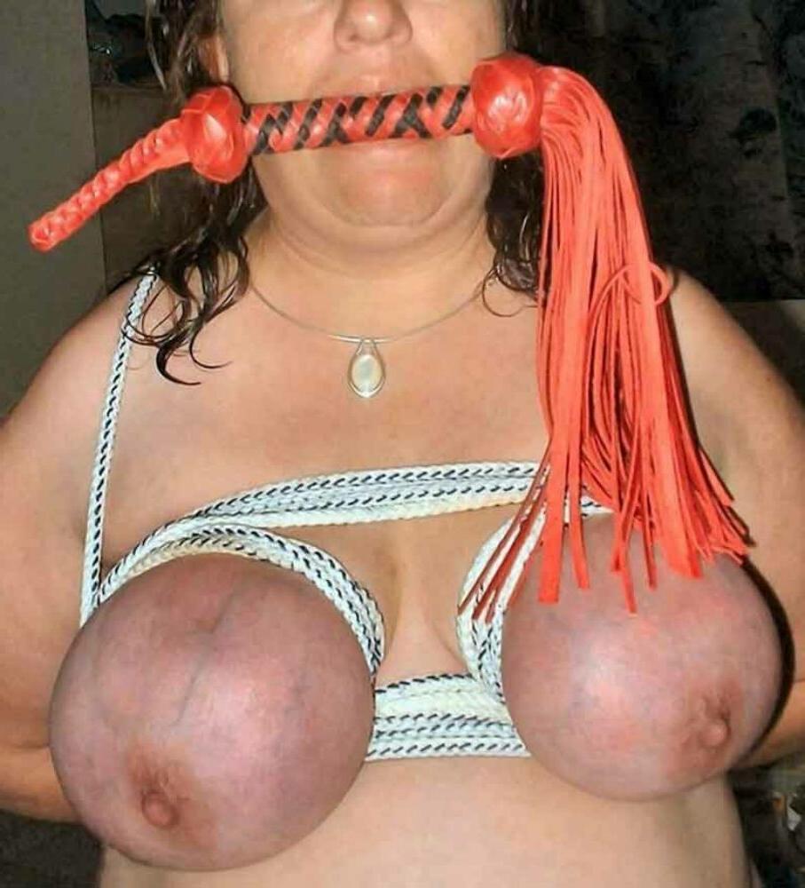 15P Kinky girlfriends tied up and fucked gallery 7