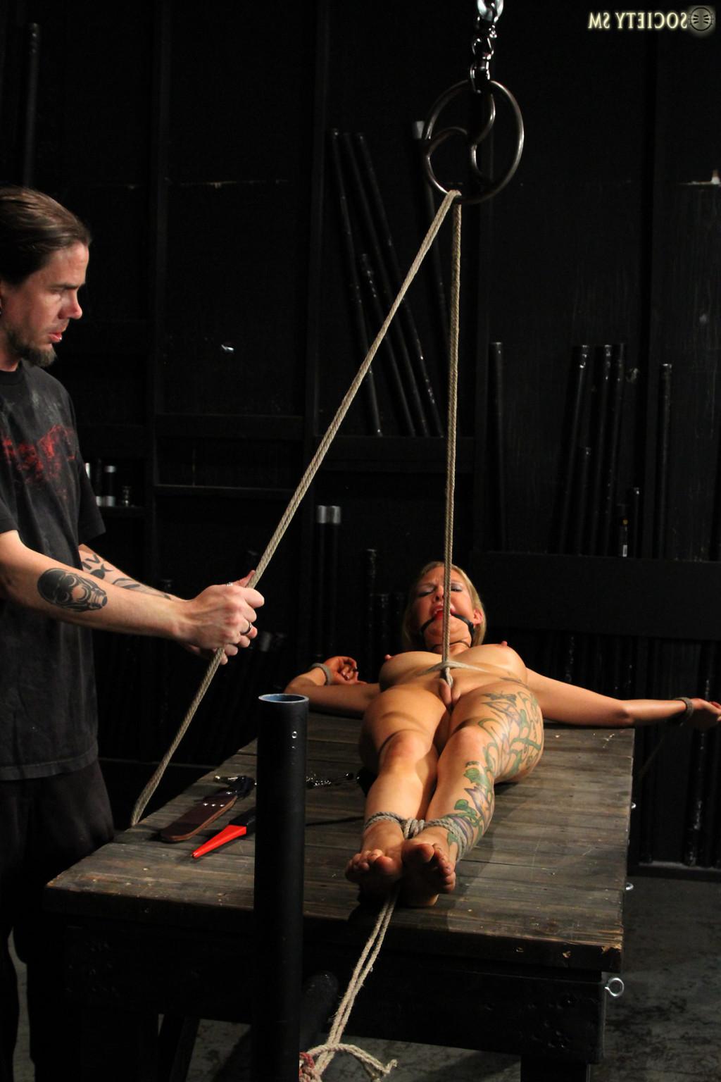 16P Extreme pain slut bondage orgasms
