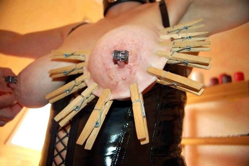 15P Kinky girlfriends tied up and fucked gallery 5