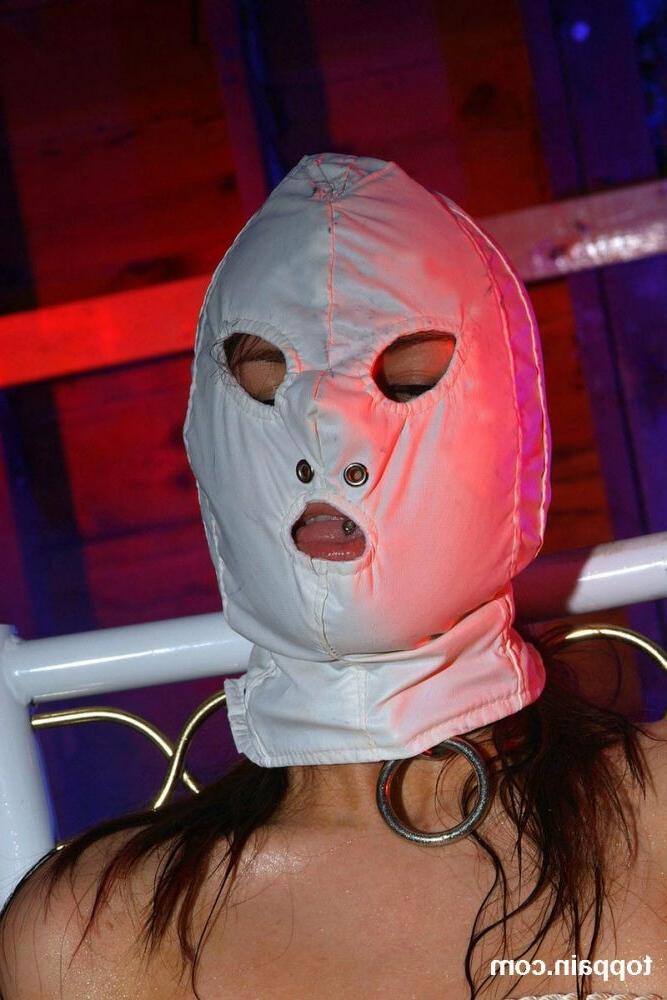15P Kinky girlfriends tied up and fucked gallery 5