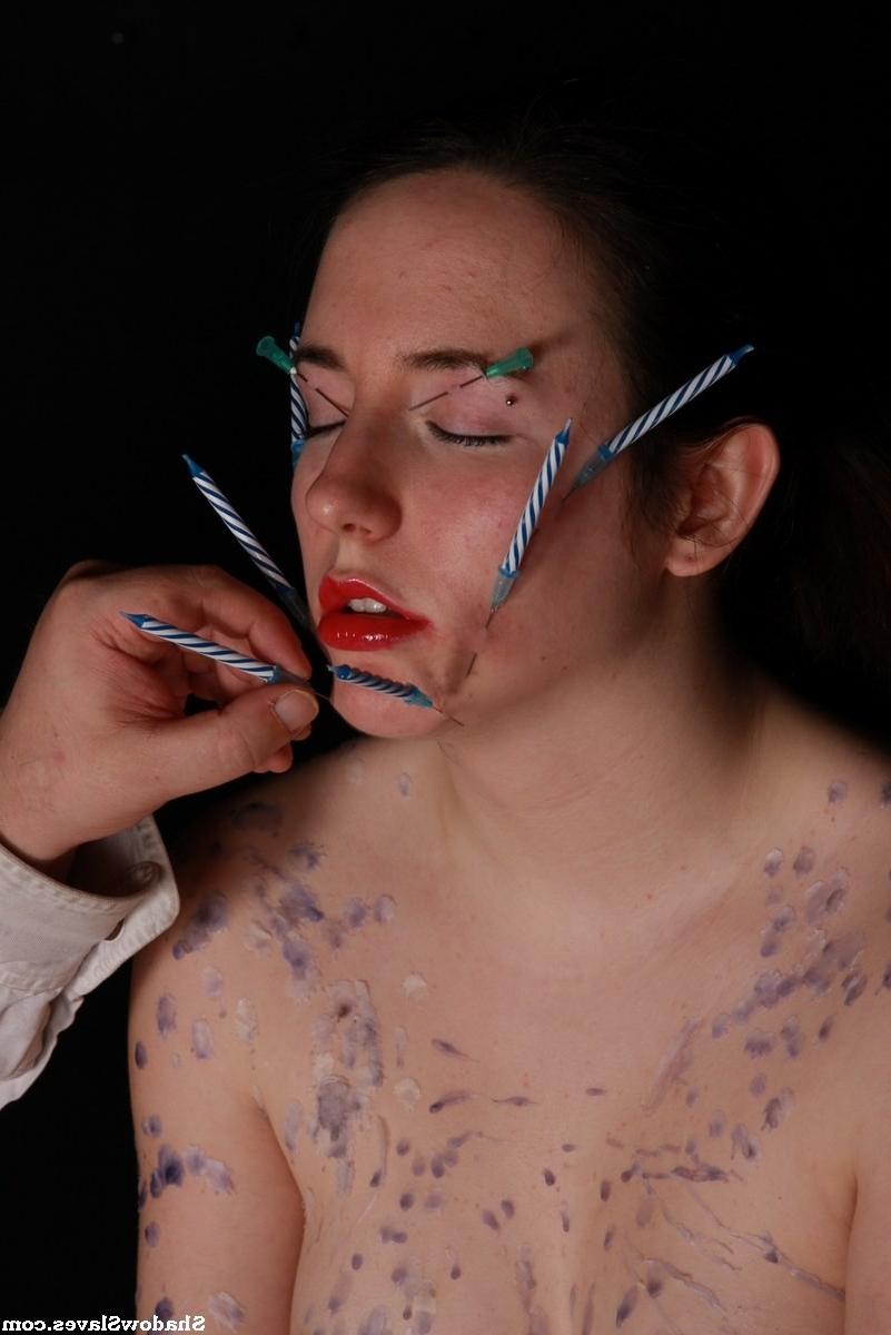 16P Lyarahs burning needle torture and piercing punishments of facially tormented ca