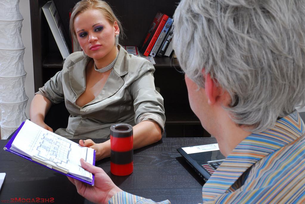 20P Bossy lady administers harsh punishment to her negligent male subordinate