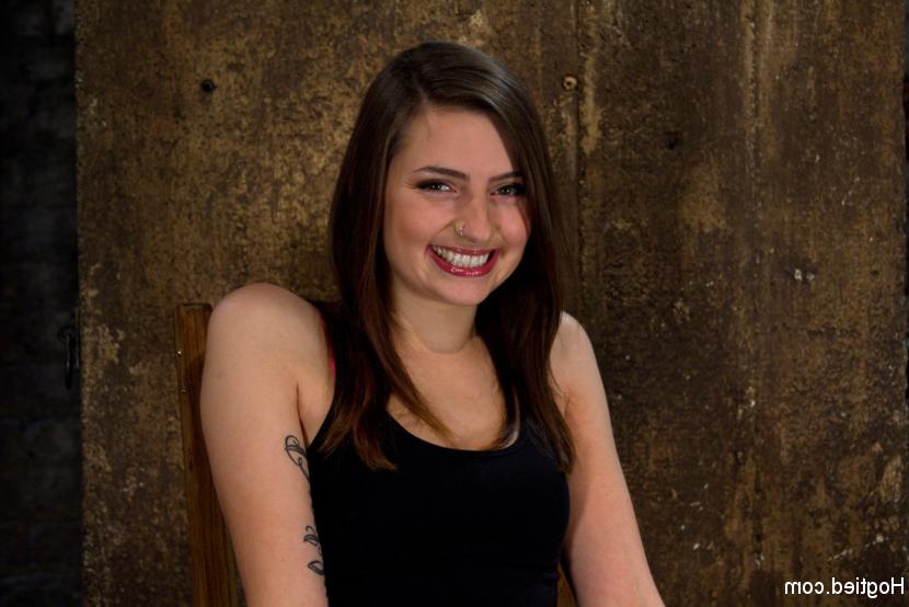 15P Some girls seem too cute for porn But not so cute that Isis Love won't dick you 