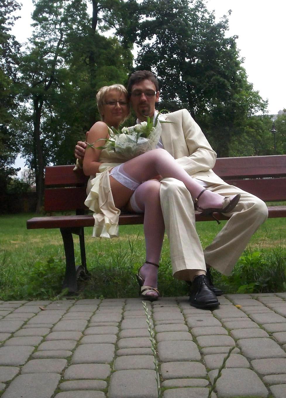 24P Wedding-Bride upskirt