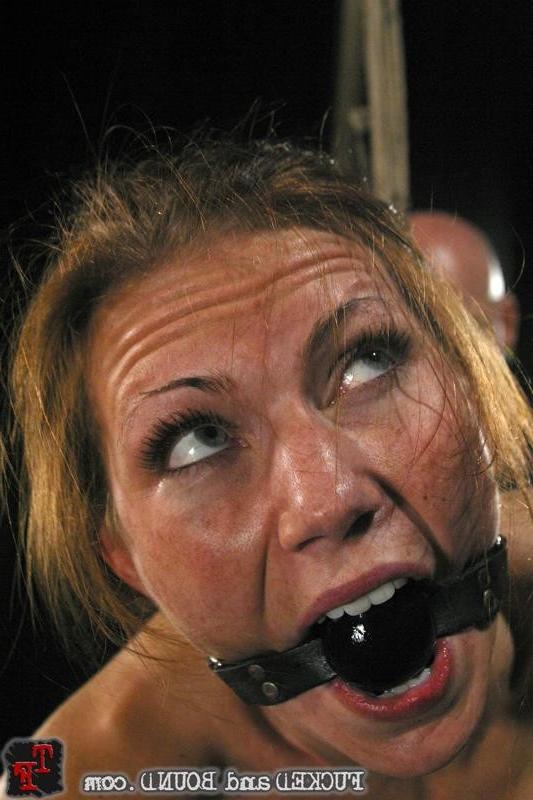 12P Slave girl Delilah Knight gets bound and harsh fucked by Derrick Pierce