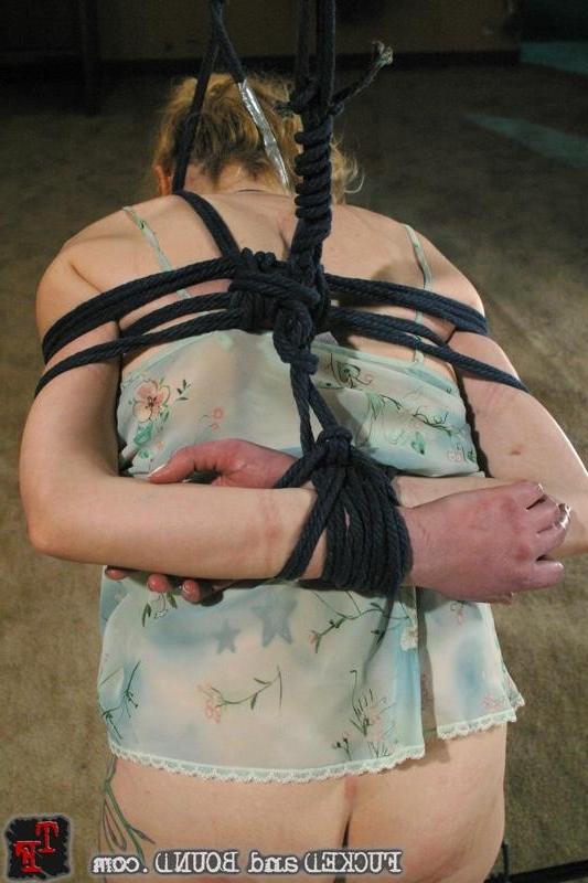 15P Submissive slut Rain Degre gets bound and fucked in bondage by Derrick Pierce