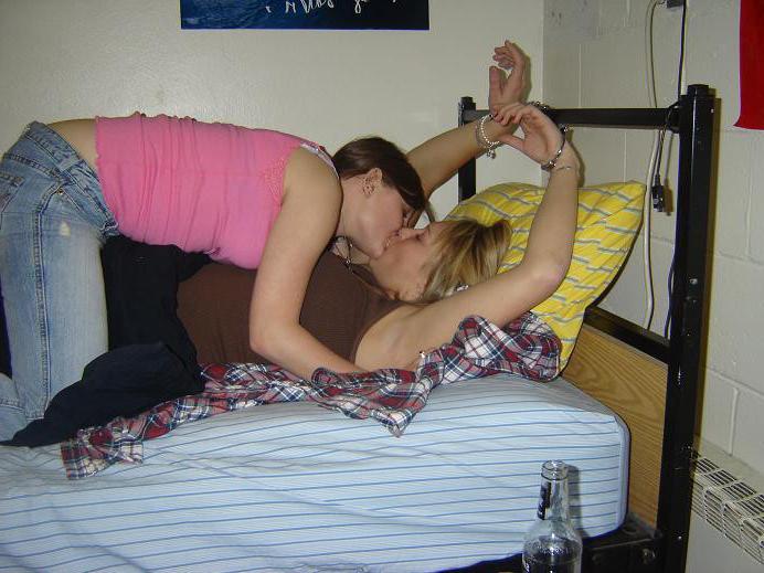12P Hot lesbians having some bondage fun