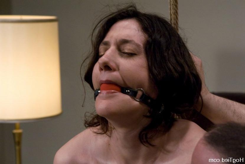15P Kinky lass with tied boobs and tormented pussy in bondage
