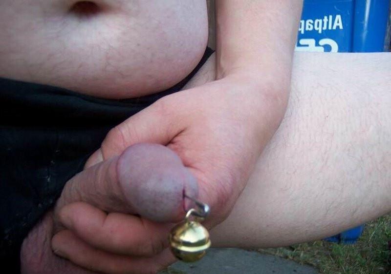 15P Kinky insertions in penis