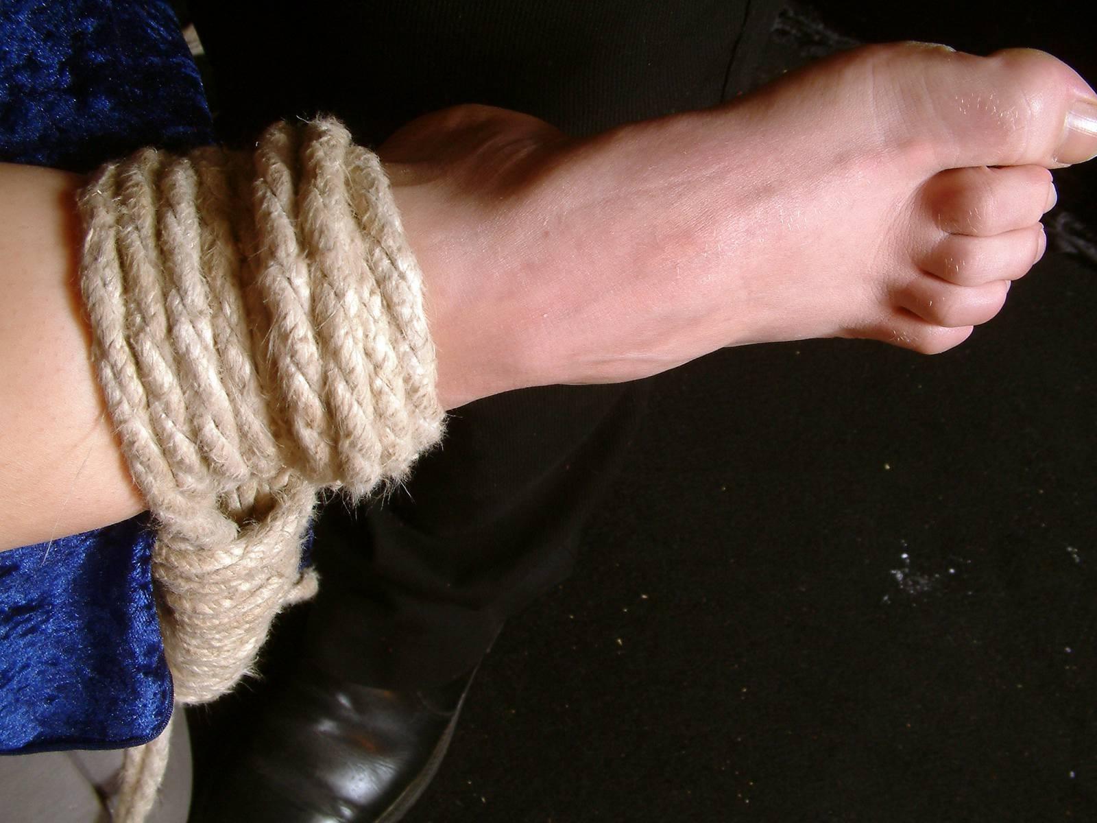 15P Blonde british fetish pornstar in artistic bondage