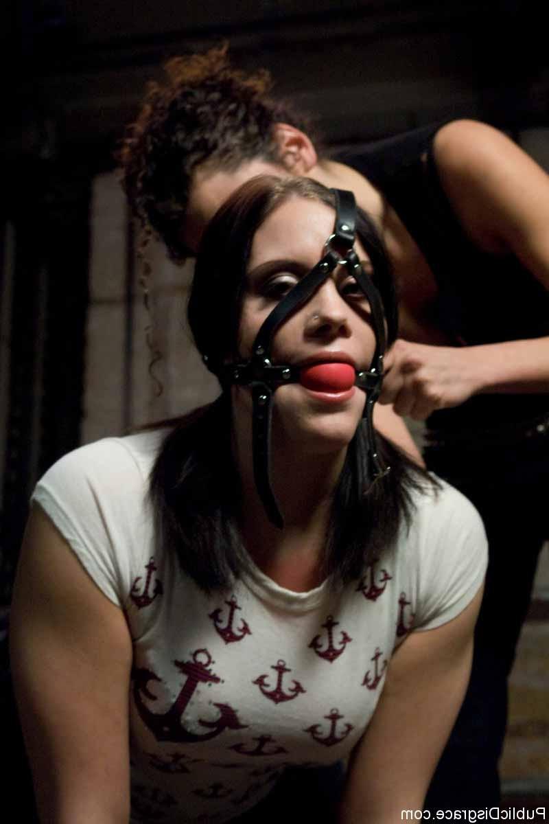 17P Public bondage with a hot chick and kinky outdoor disgrace
