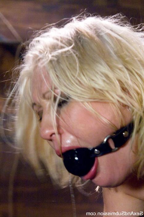 15P James Deen uses hot wax to punish his slave Krissy Leigh