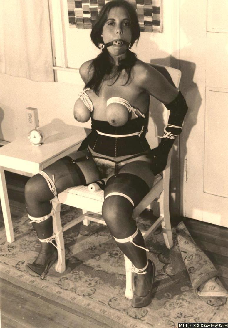 16P Nasty retro babes in hard bondage