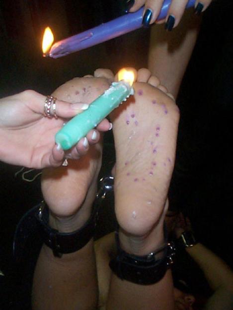 16P Femdoms unite in sadistic torture