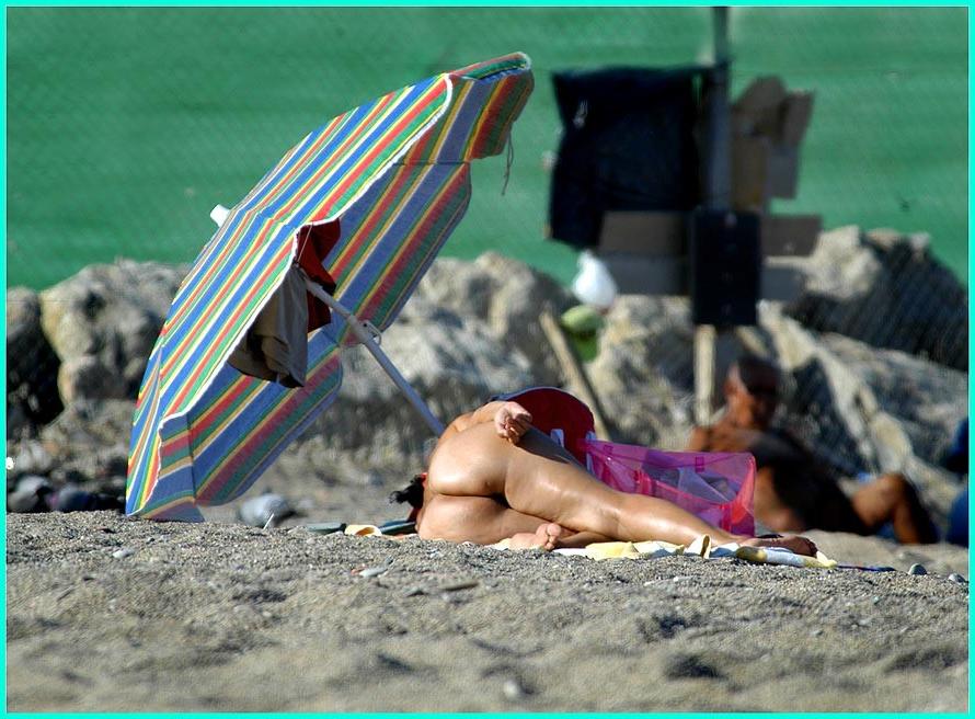 13P Sexy naked blondes play together at a public beach