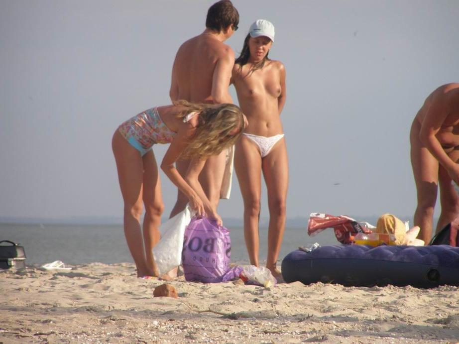 15P Smoothest nudists play together in the warm water