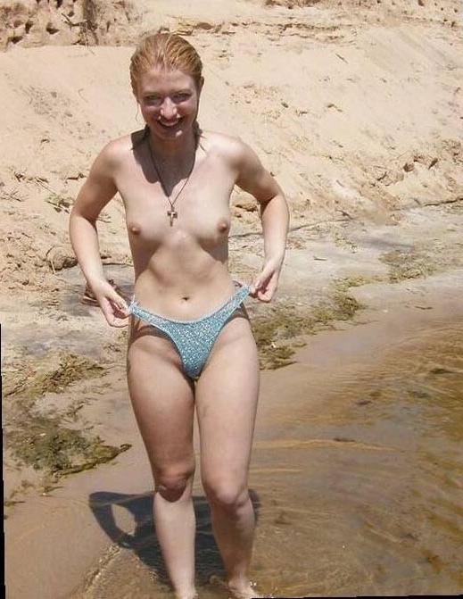 15P She's not shy about showing off her body in public