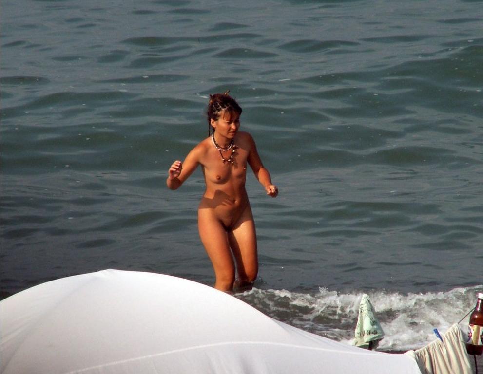 15P Watch these smooth nudists play at a public beach