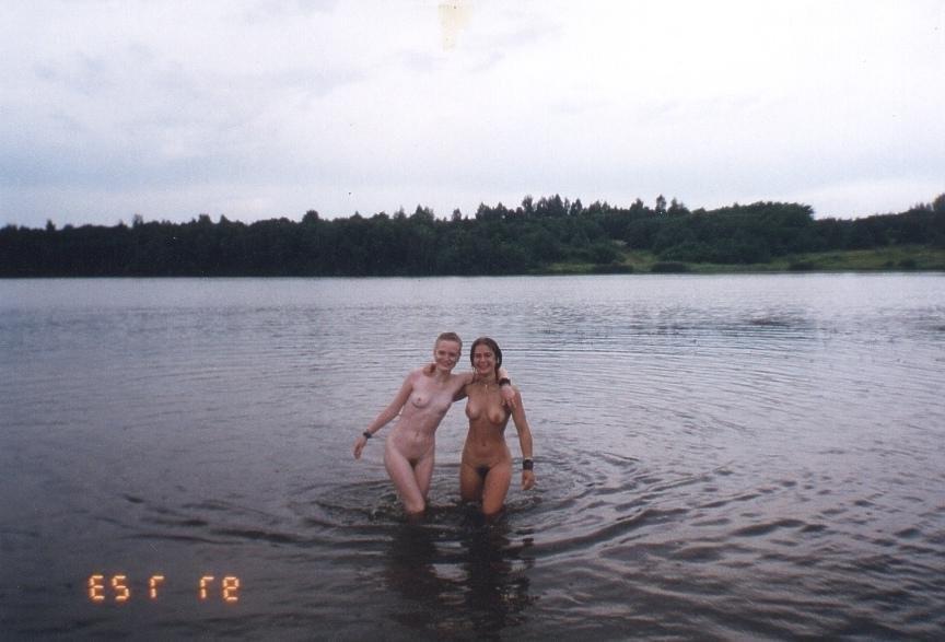 15P Smoothest nudists play together in the warm water