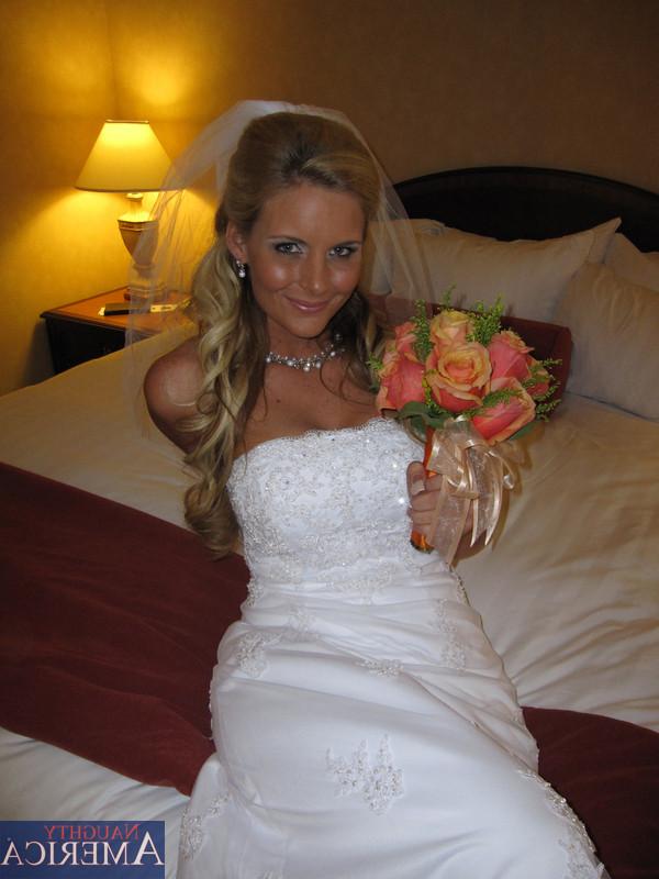 14P Phoenix Marie plays the horny bride