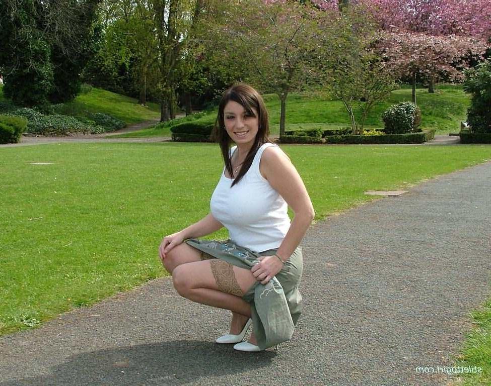 15P Stiletto girl in heels and stockings