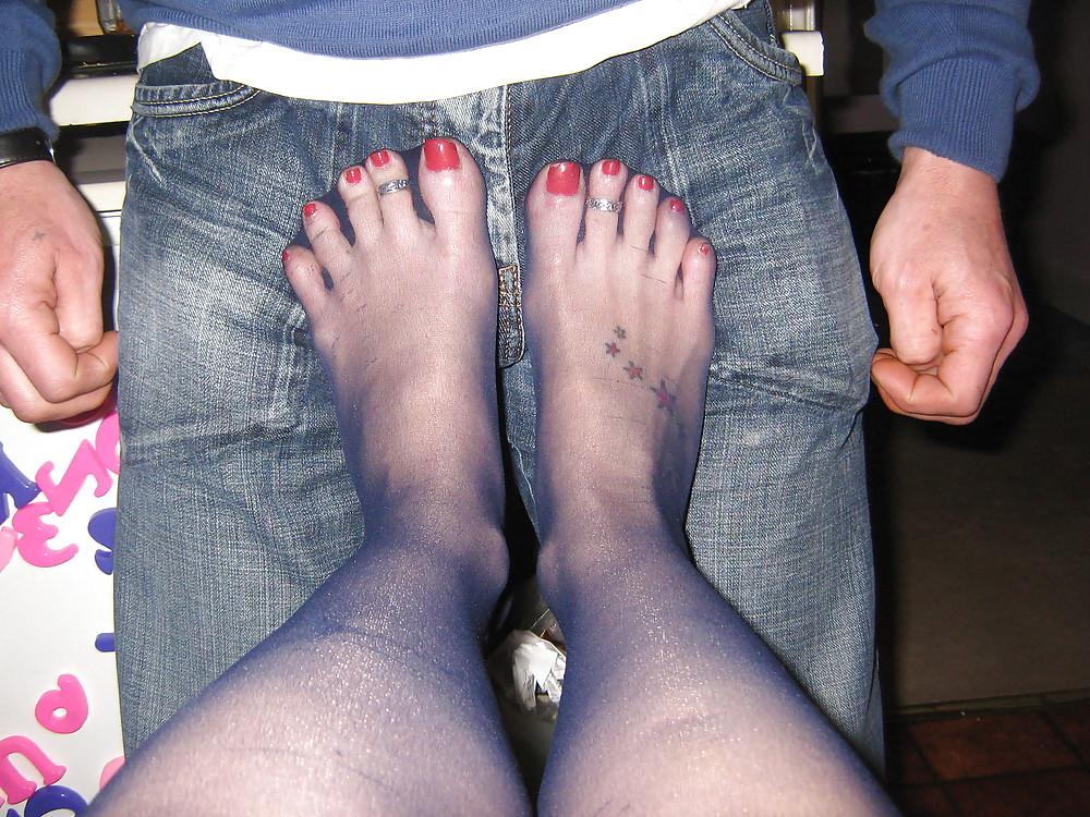 17P Nylon feet