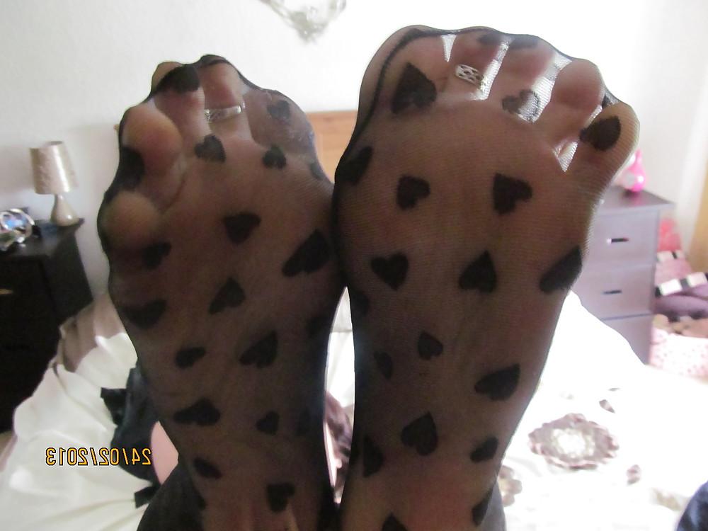 17P Nylon feet