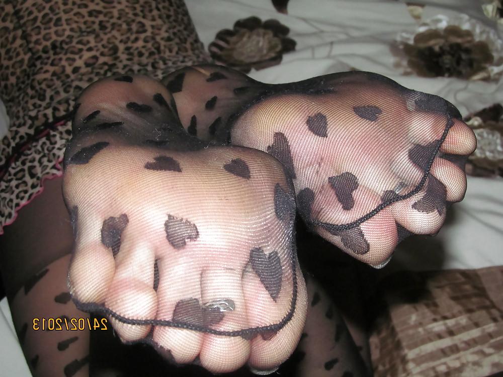 17P Nylon feet